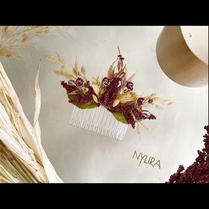 Hair comb with wheat  picks, pearls